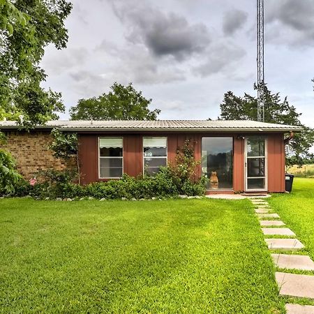 Carmine Cottage With Porch On Beautiful 60-Acre Farm Buitenkant foto