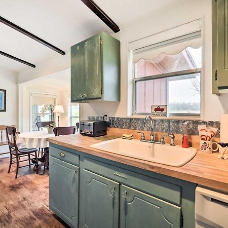 Carmine Cottage With Porch On Beautiful 60-Acre Farm Buitenkant foto